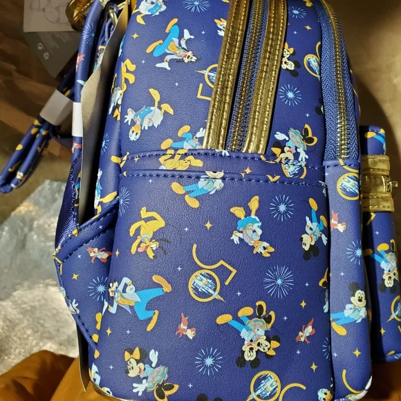 Mickey Mouse & Friends Loungefly Backpack Walt Disney World 50th Anniversary/ear - Picture 9 of 16